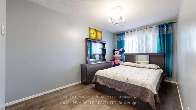 Additional property image - 7433 Sigsbee Dr