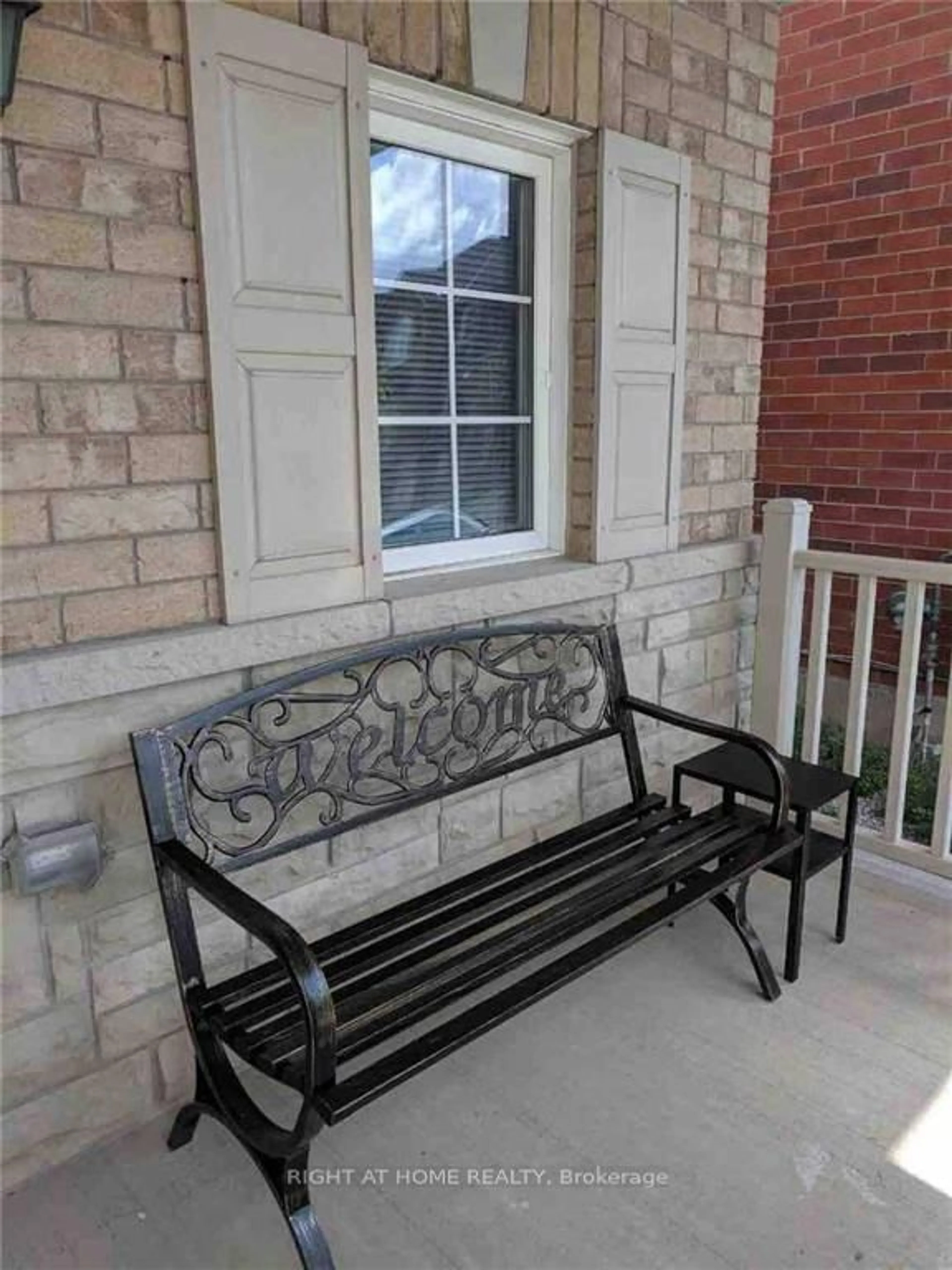 Unknown for 933 Asleton Blvd, Milton Ontario L9T 8R8