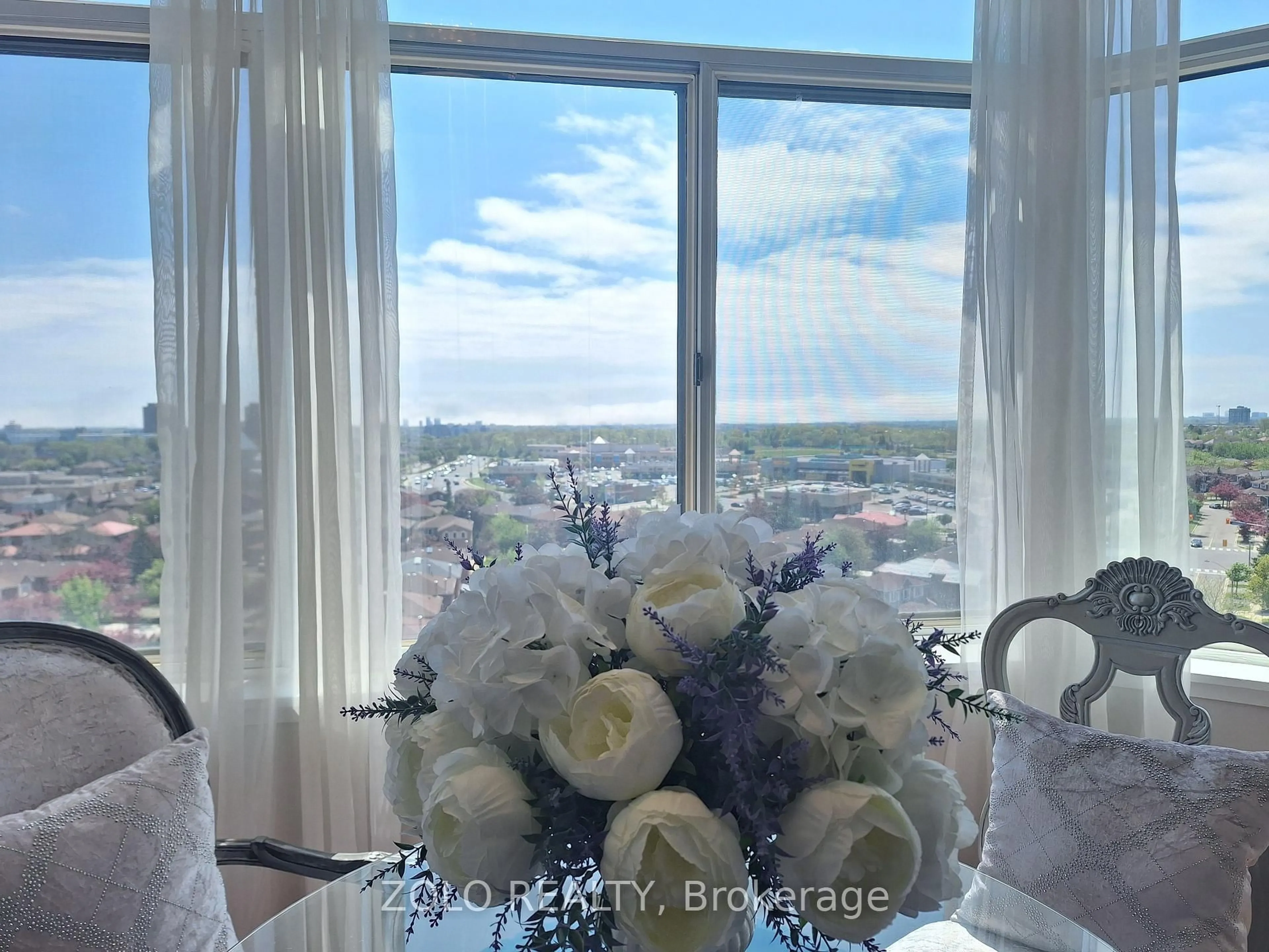 Unknown for 300 Webb Dr #1001, Mississauga Ontario L5B 3W3