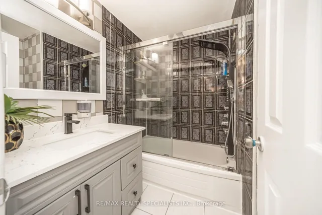 Additional property image - 144 Fleetwood Cres