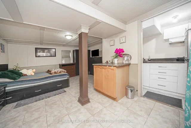 Additional property image - 144 Fleetwood Cres