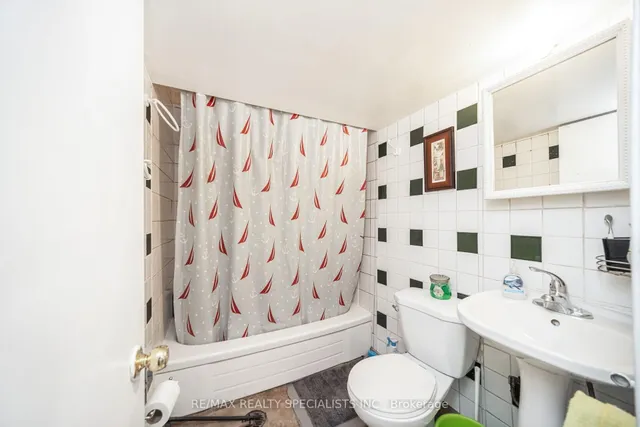Additional property image - 144 Fleetwood Cres