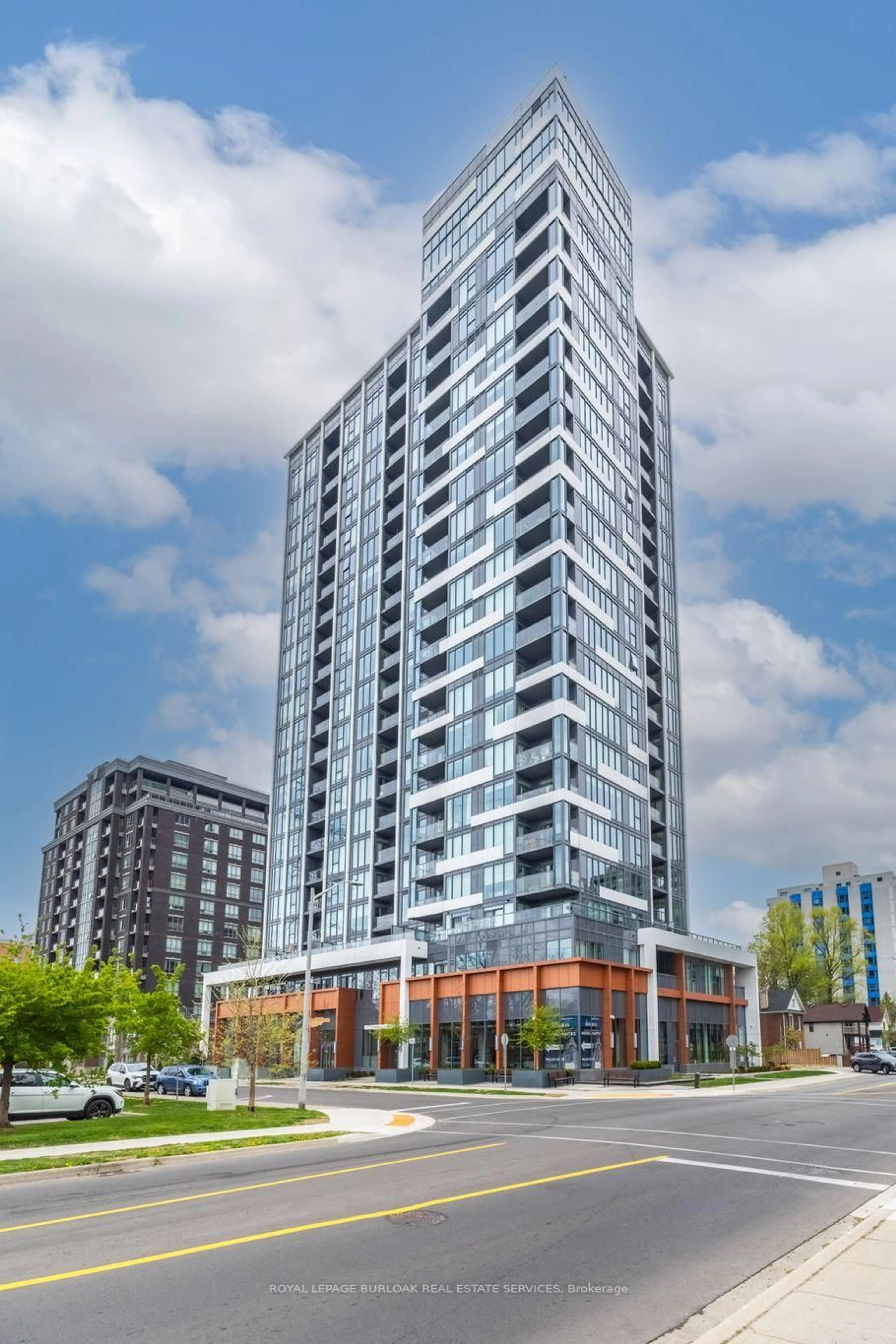 Unknown for 500 Brock Ave #701, Burlington Ontario L7S 0A5