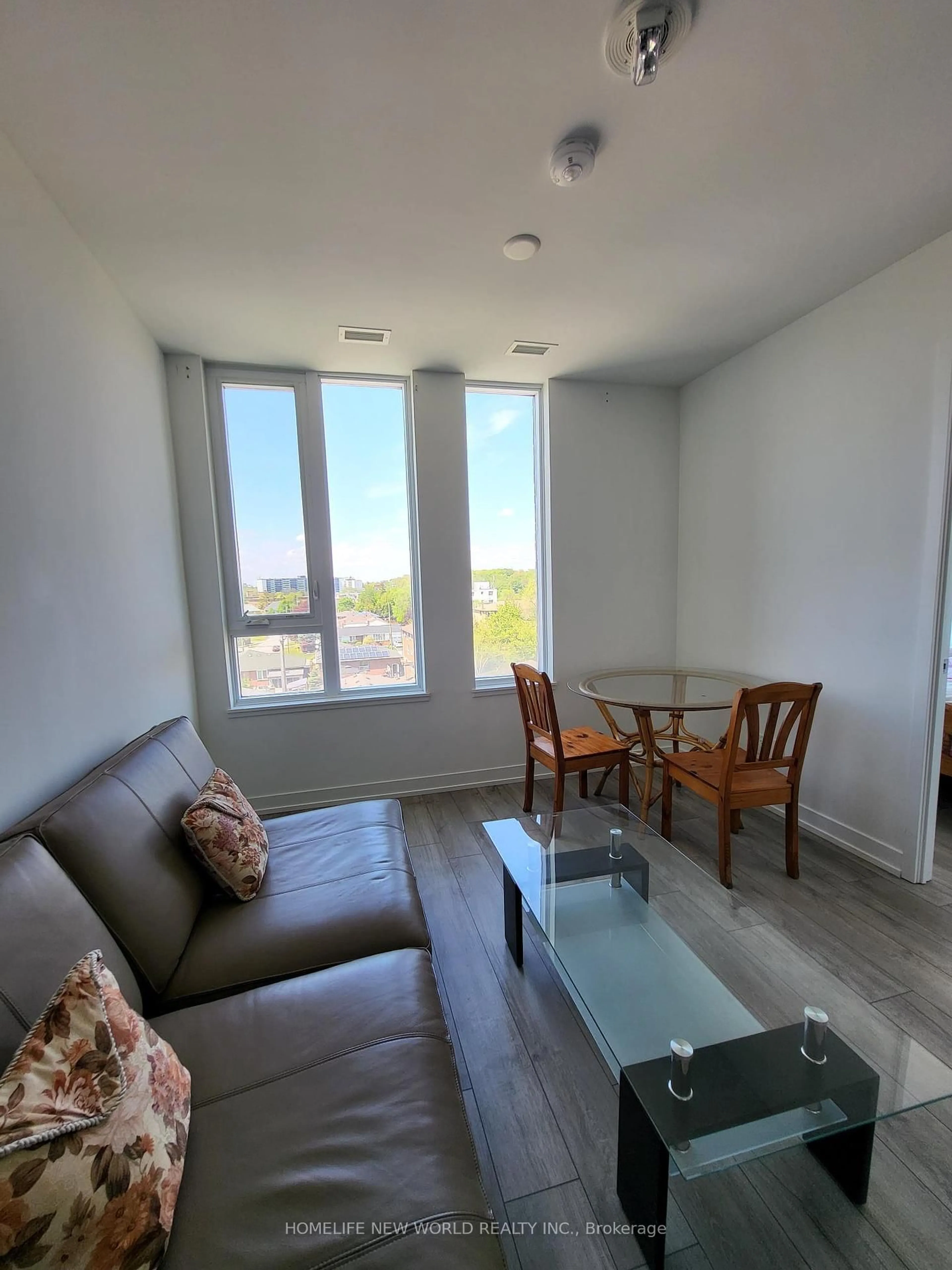Living room with furniture, unknown for 3100 Keele St #509, Toronto Ontario M3M 0E1