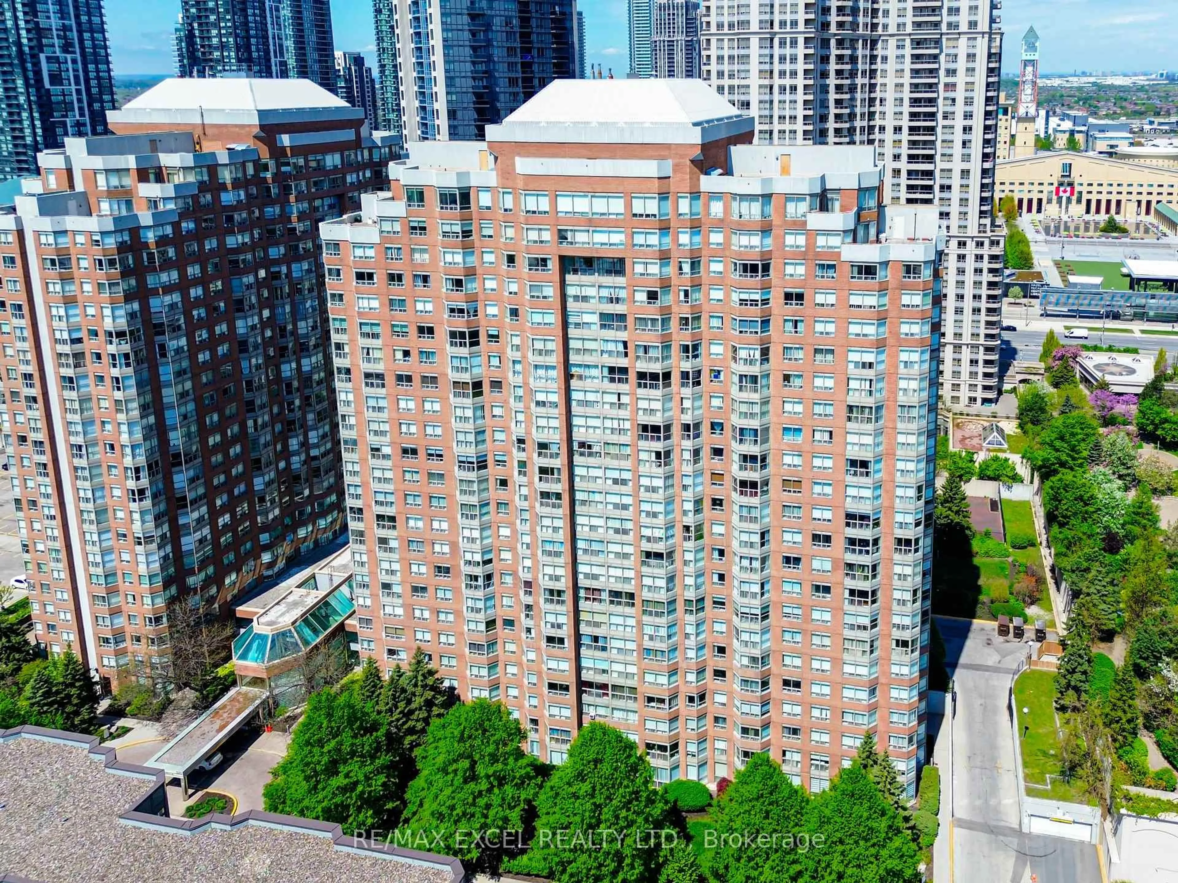 A pic from outside/outdoor area/front of a property/back of a property/a pic from drone, city buildings view from balcony for 3880 Duke Of York Blvd #GPH9, Mississauga Ontario L5B 4M7
