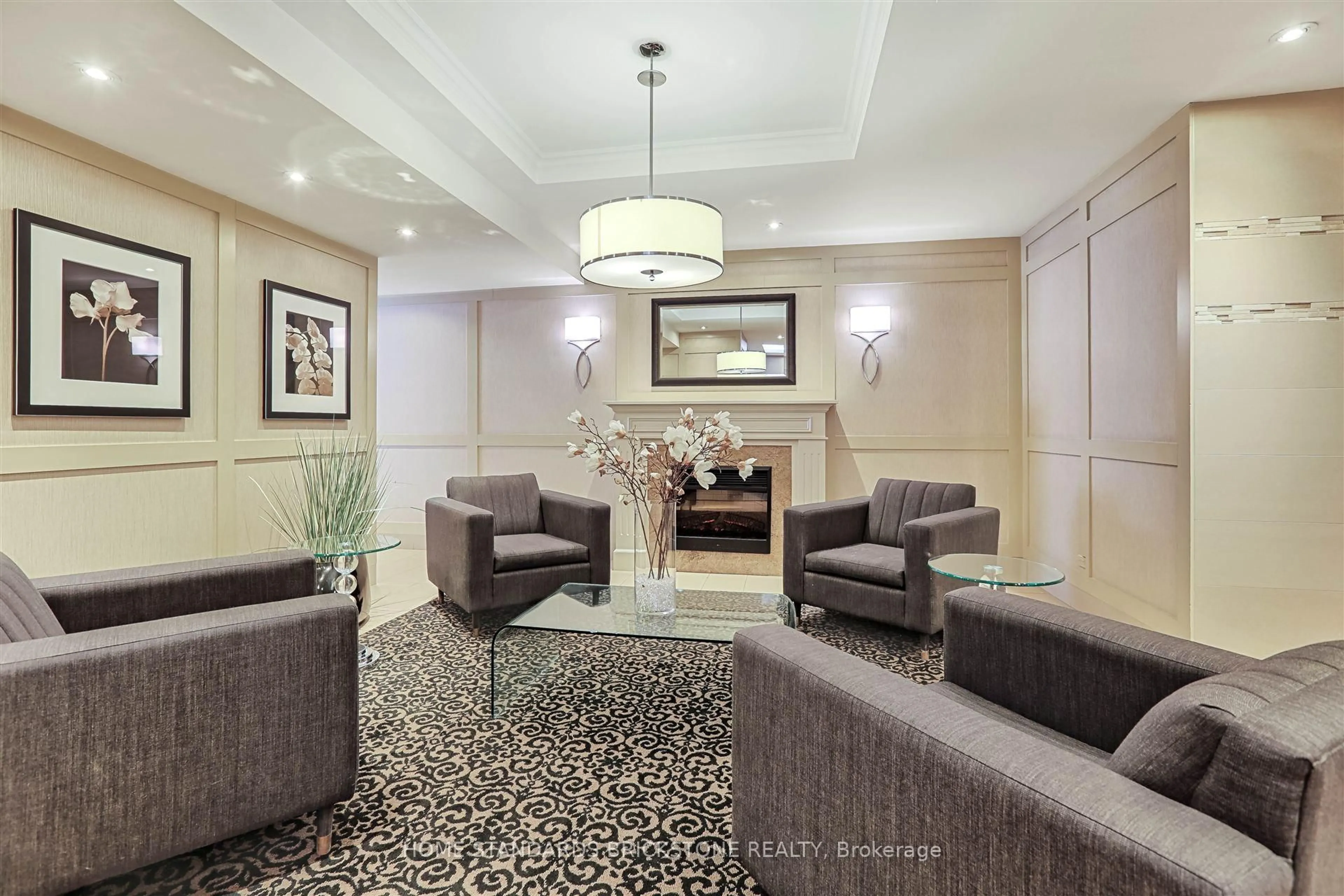 Lobby for 240 Scarlett Rd #601, Toronto Ontario M6N 4X4