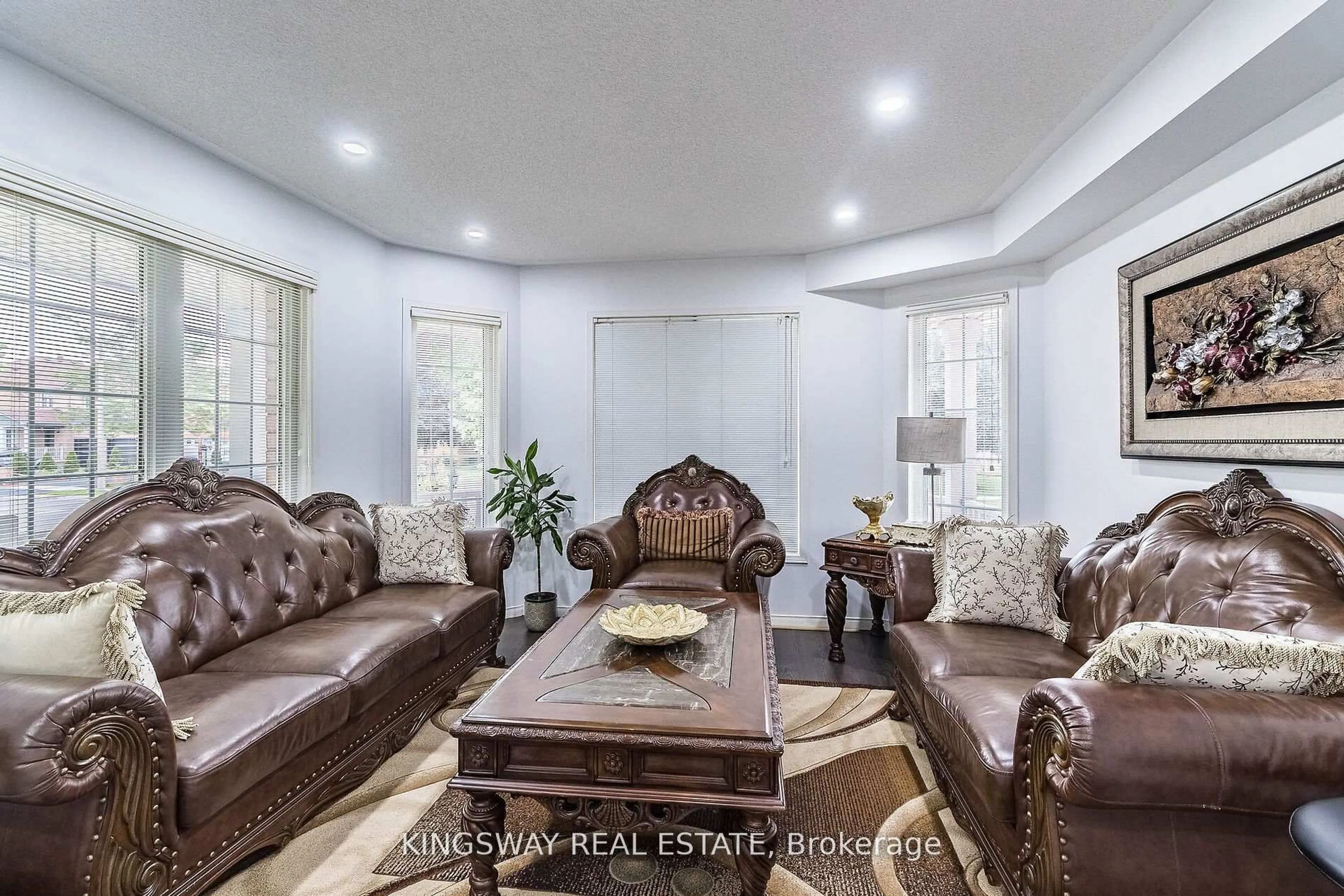 Living room with furniture, unknown for 58 Leagate St, Brampton Ontario L7A 2A9