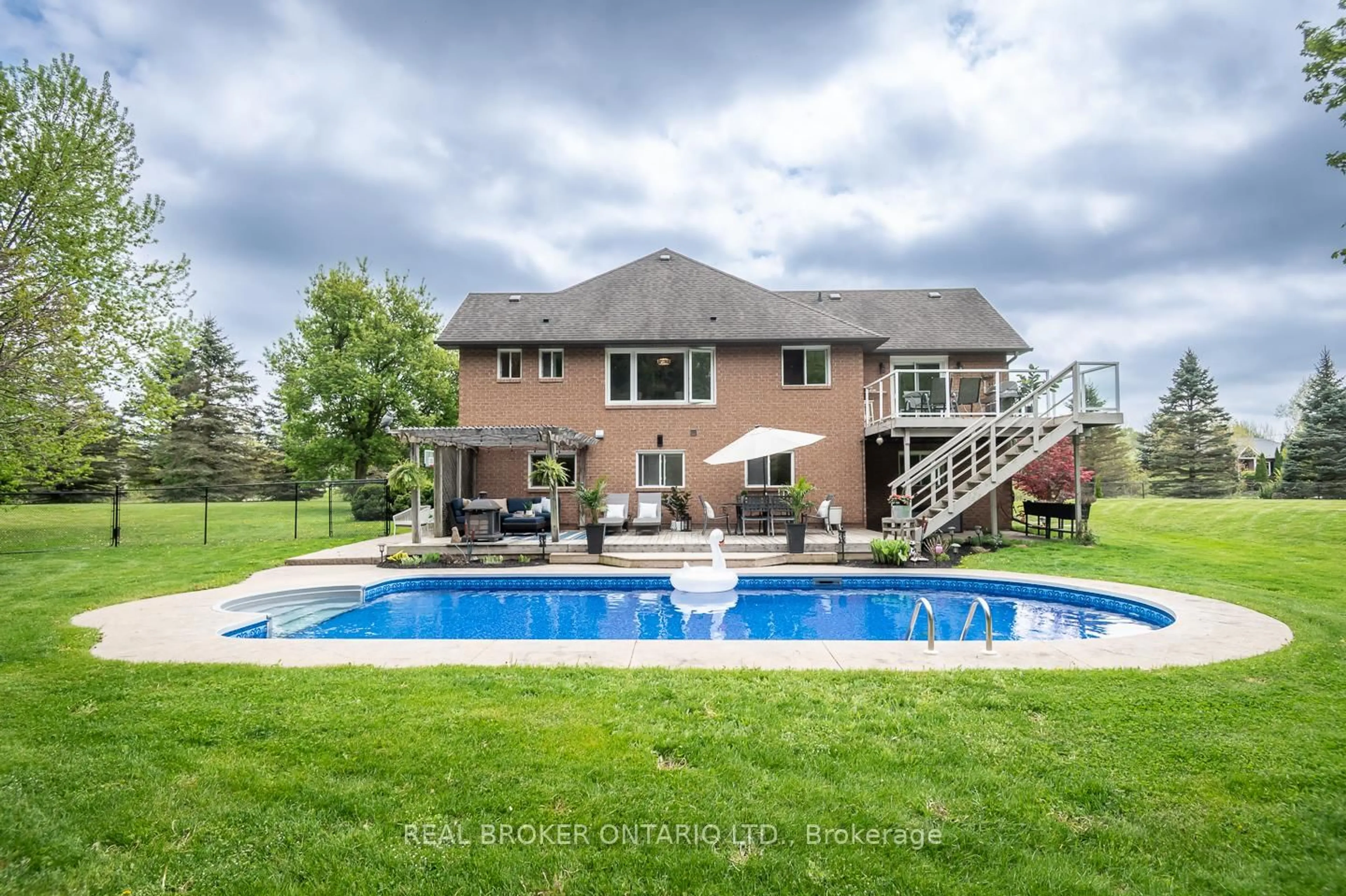 Unknown for 2025 Country Lane Crt, Milton Ontario L0P 1J0