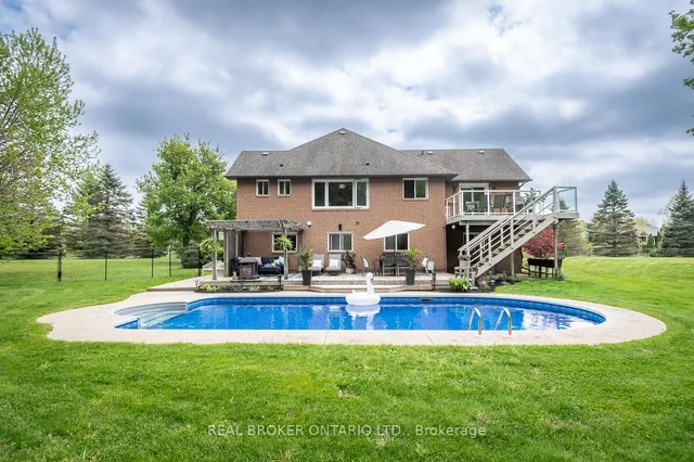 Additional property image - 2025 Country Lane Crt