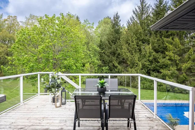 Additional property image - 2025 Country Lane Crt