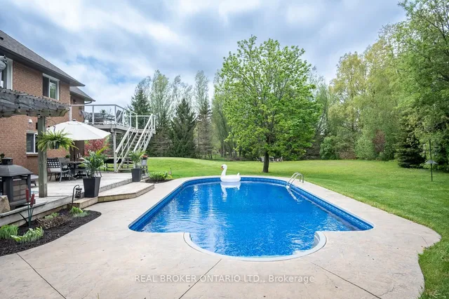 Additional property image - 2025 Country Lane Crt