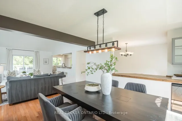 Additional property image - 2025 Country Lane Crt