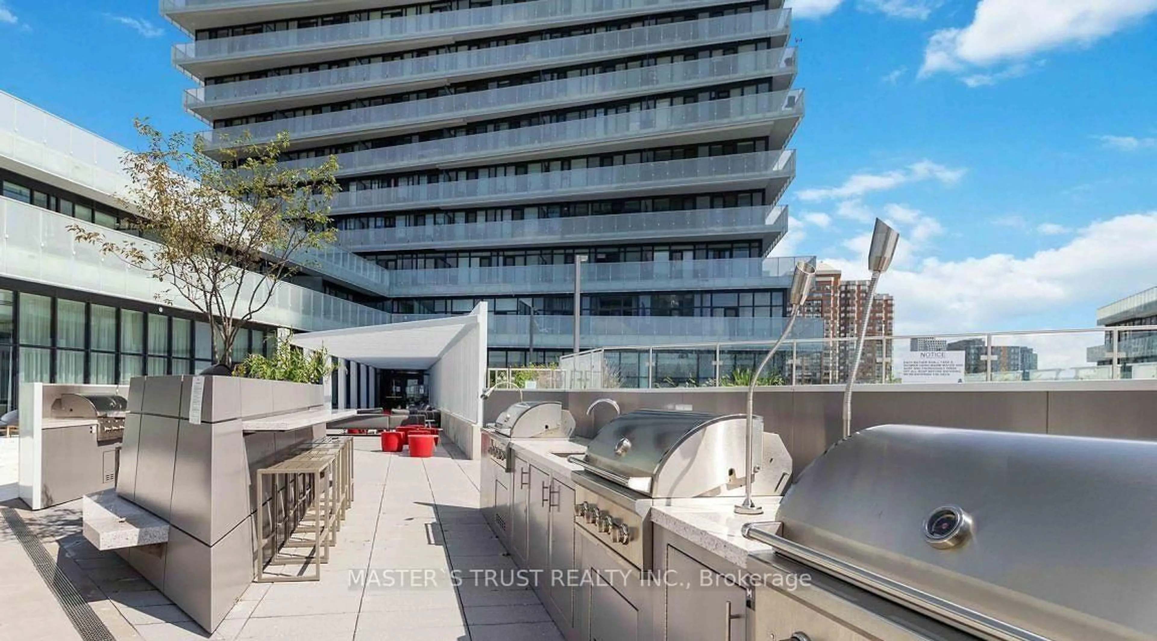 Patio, unknown for 3900 Confederation Pkwy #4310, Mississauga Ontario L5B 0M3