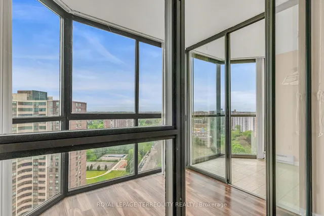 Additional property image - 40 Richview Rd Unit 1907