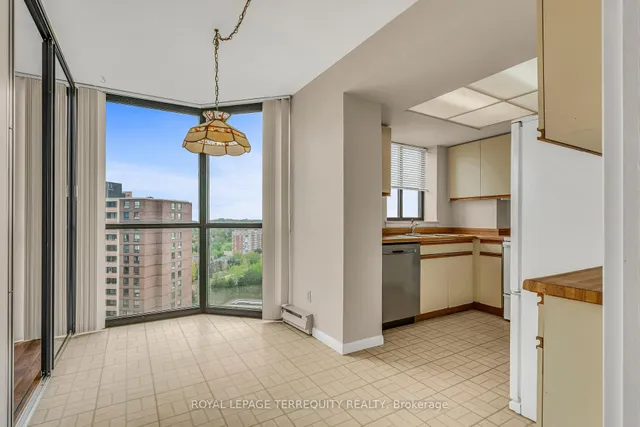 Additional property image - 40 Richview Rd Unit 1907