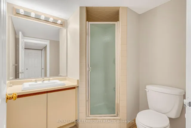 Additional property image - 40 Richview Rd Unit 1907