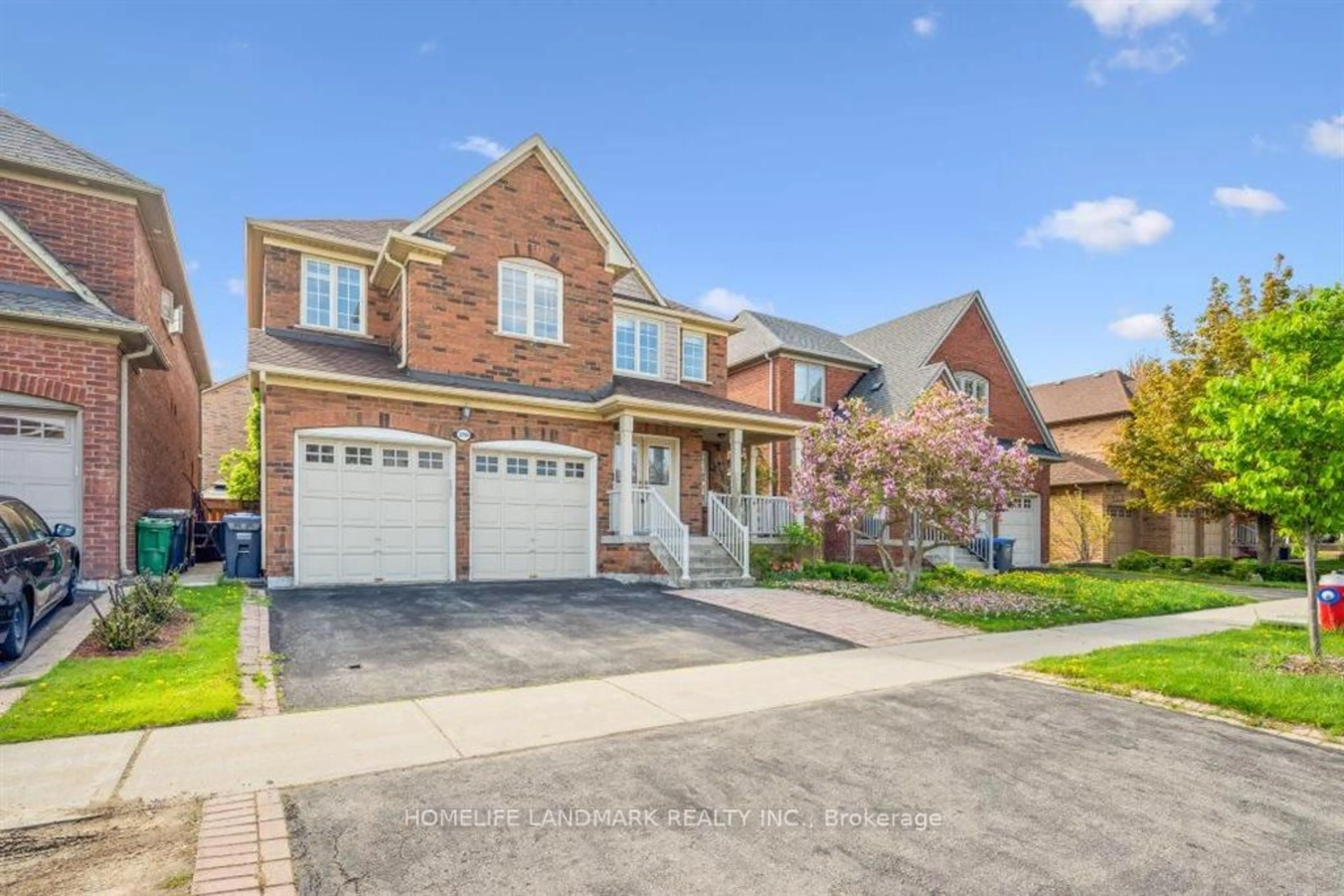 Home with brick exterior material, street for 3294 Artesian Dr, Mississauga Ontario L5M 7J8
