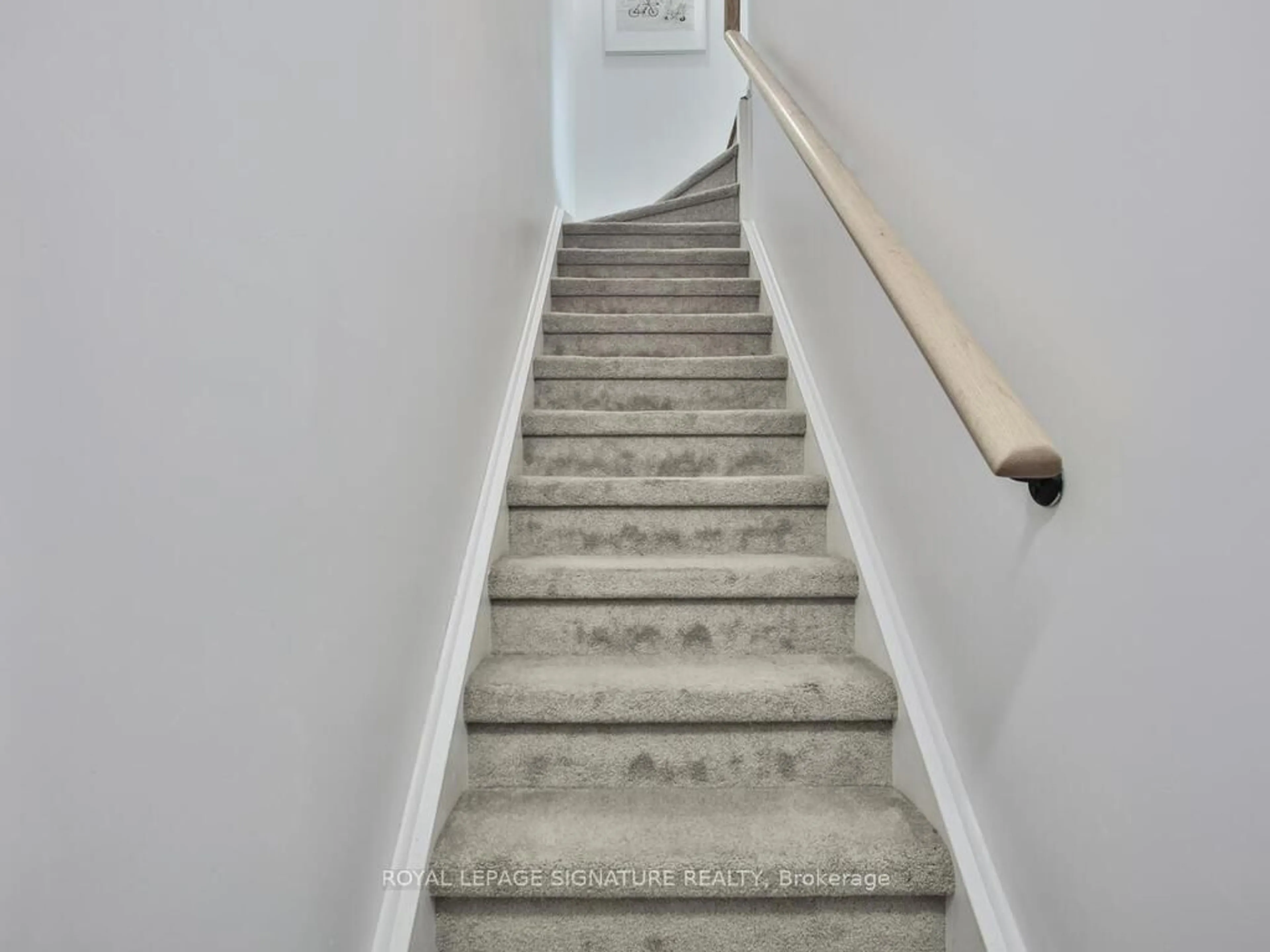 Stairs for 7 Applewood Lane #232, Toronto Ontario M9C 2Z7