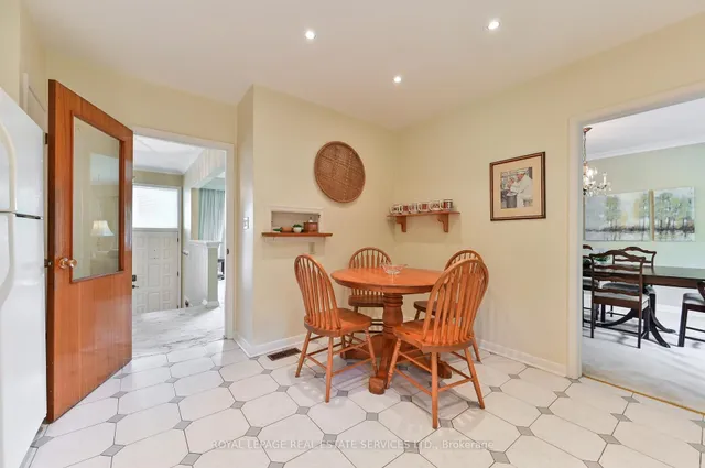 Additional property image - 20 Munhall Rd
