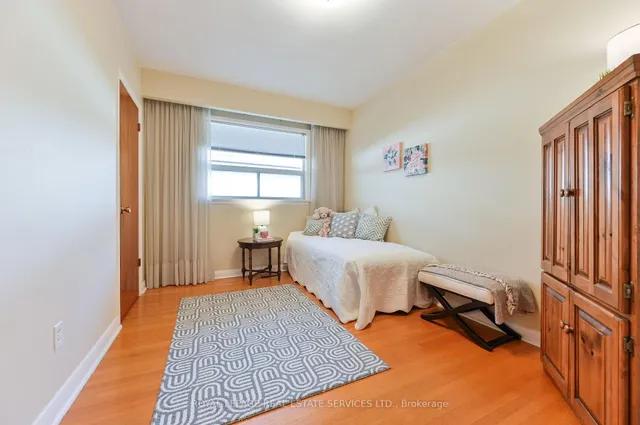 Additional property image - 20 Munhall Rd