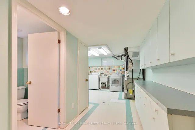 Additional property image - 20 Munhall Rd