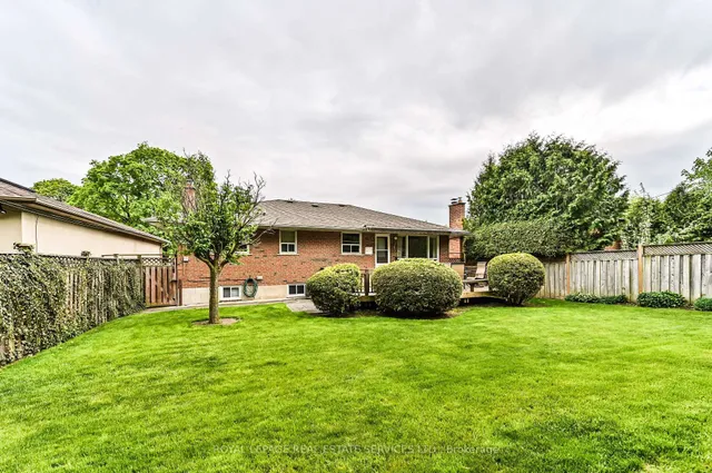 Additional property image - 20 Munhall Rd
