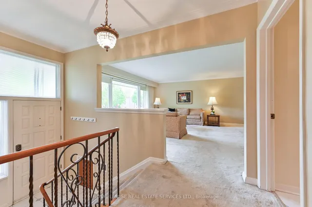 Additional property image - 20 Munhall Rd