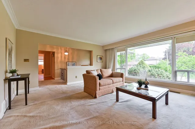 Additional property image - 20 Munhall Rd