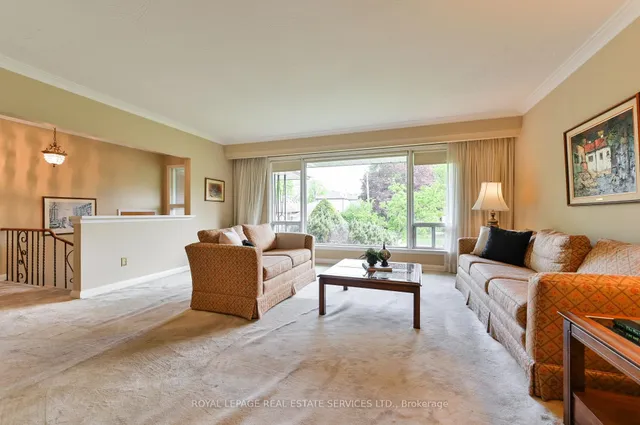 Additional property image - 20 Munhall Rd