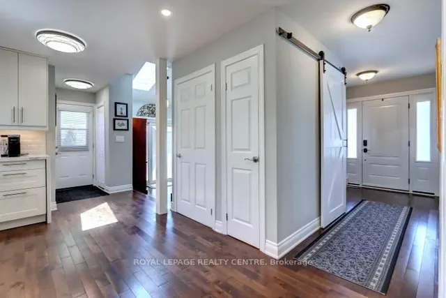 Additional property image - 906 Cabot Tr