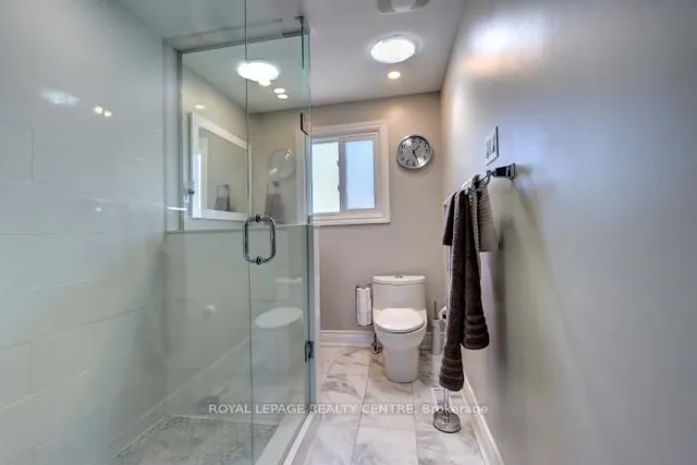 Additional property image - 906 Cabot Tr