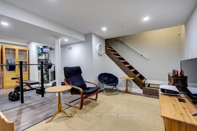 Additional property image - 906 Cabot Tr