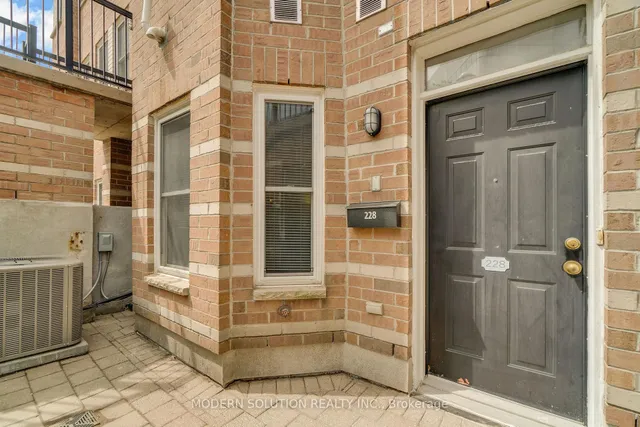 Additional property image - 760 Lawrence Ave Unit 228