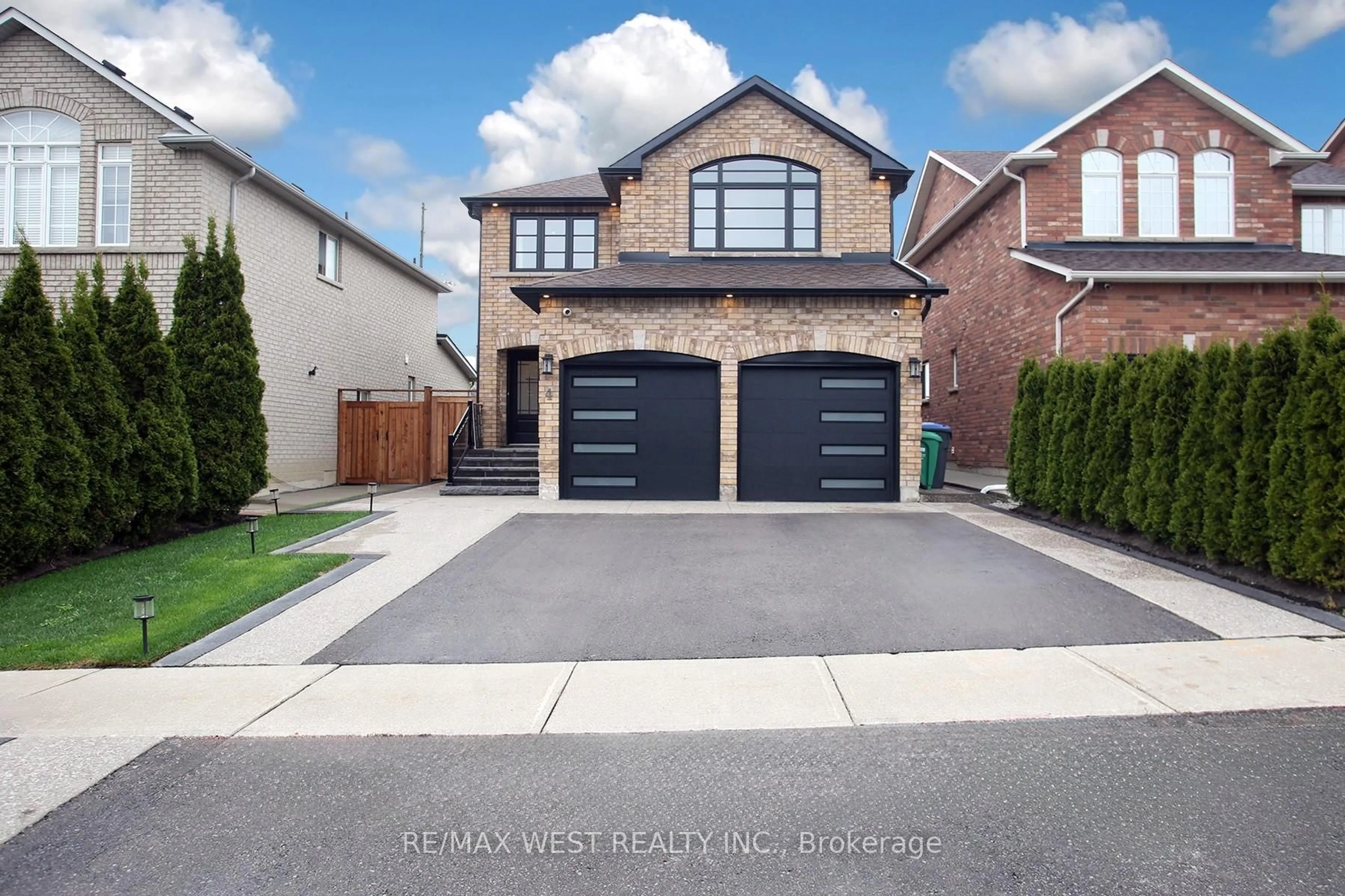 Home with brick exterior material, street for 4 Gray Park Dr, Caledon Ontario L7E 2N3