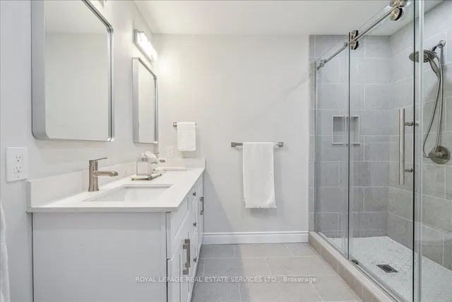 Additional property image - 2250 Rockingham Dr Unit 10