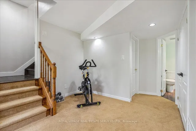 Additional property image - 2250 Rockingham Dr Unit 10
