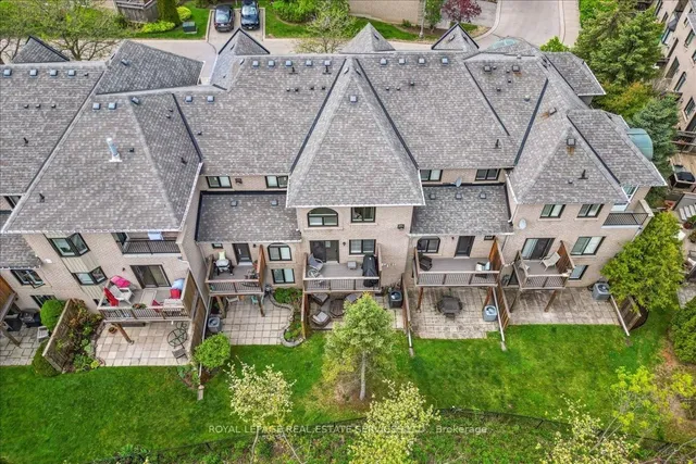 Additional property image - 2250 Rockingham Dr Unit 10