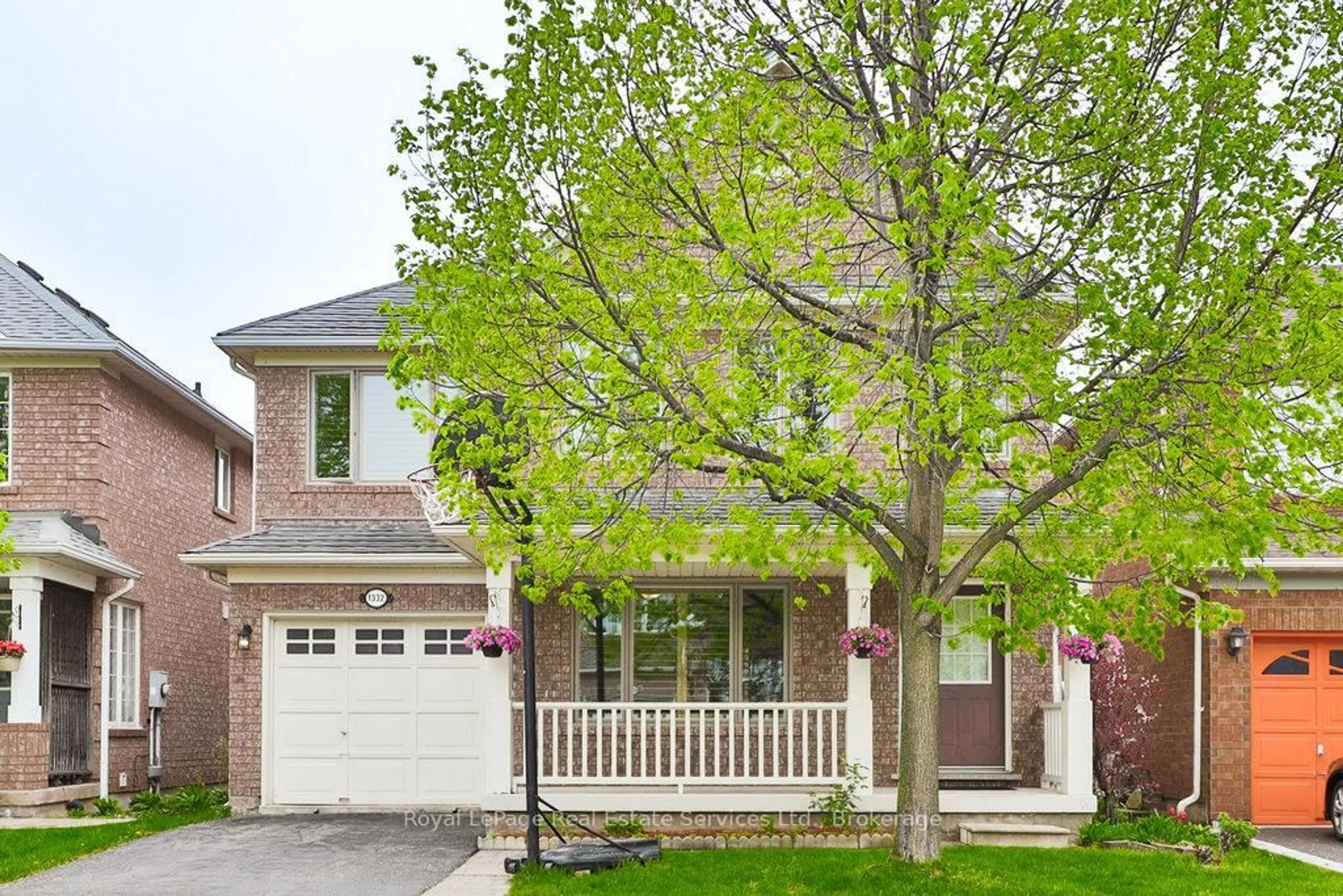 Home with brick exterior material, street for 1332 Sagewood Cres, Oakville Ontario L6M 4A4