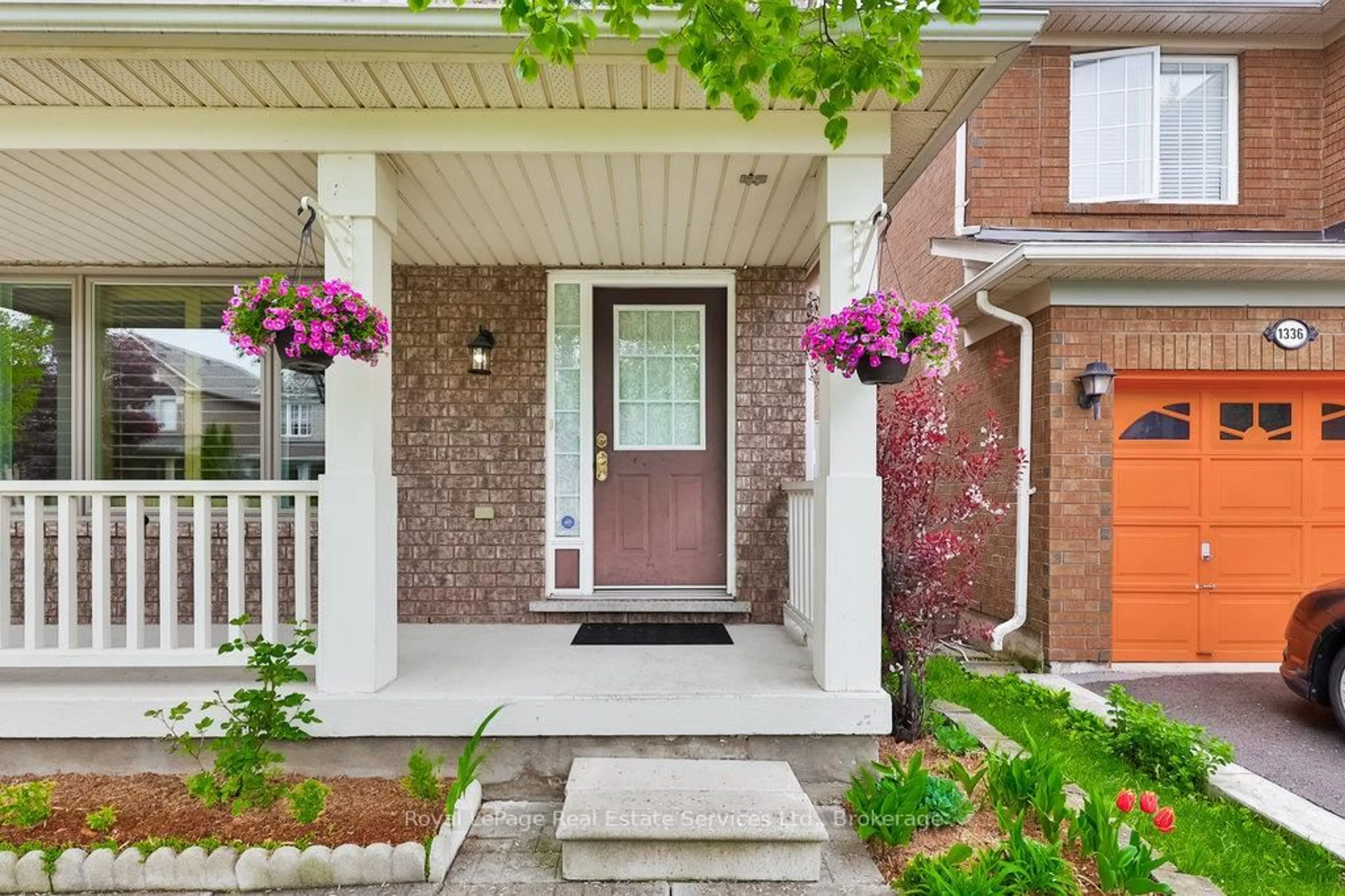 Home with brick exterior material, street for 1332 Sagewood Cres, Oakville Ontario L6M 4A4