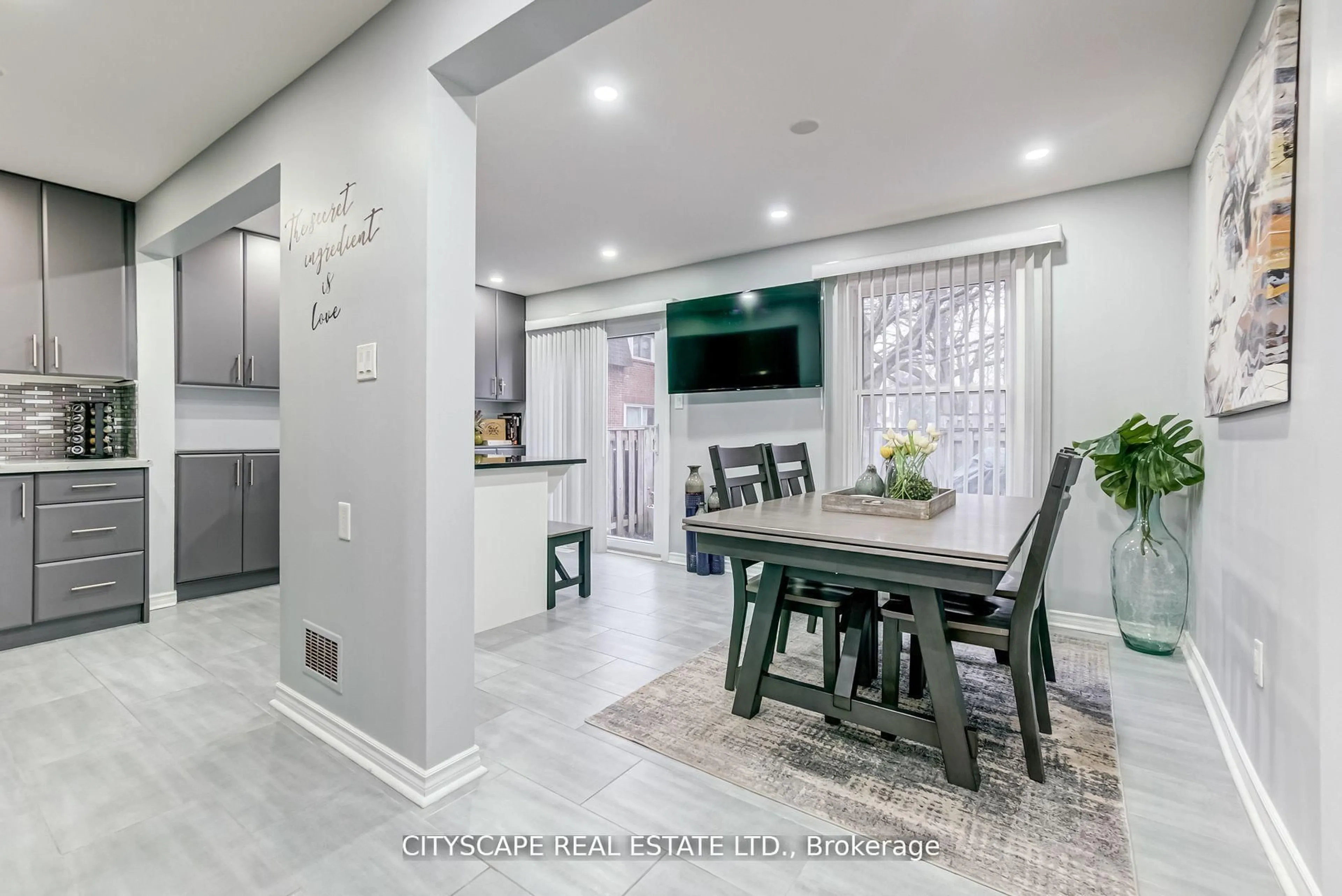 Open concept kitchen, ceramic/tile floor for 30 Heslop Rd #17, Milton Ontario L9T 1B3