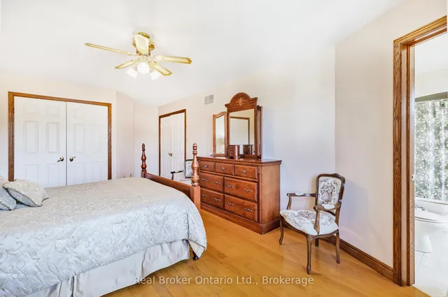 Additional property image - 266 Sumach Dr