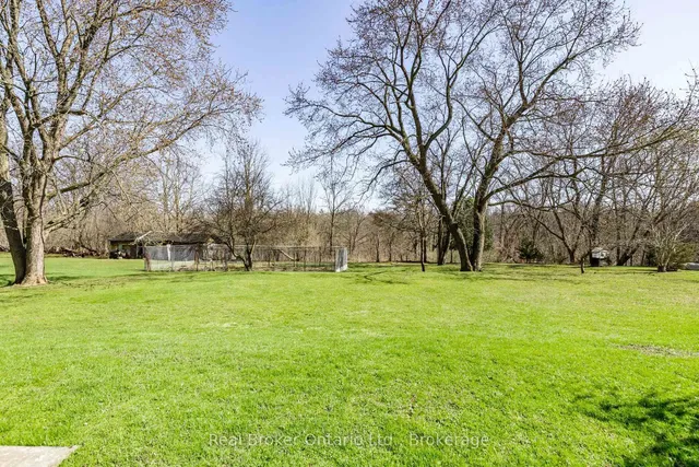 Additional property image - 266 Sumach Dr