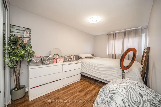 Additional property image - 20 Darras Crt