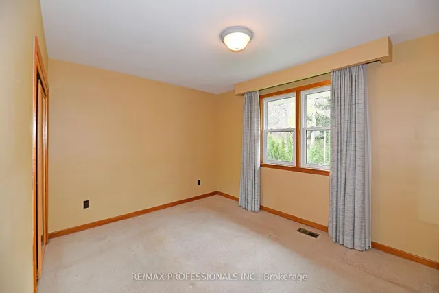 Additional property image - 40 Westmount Park Rd