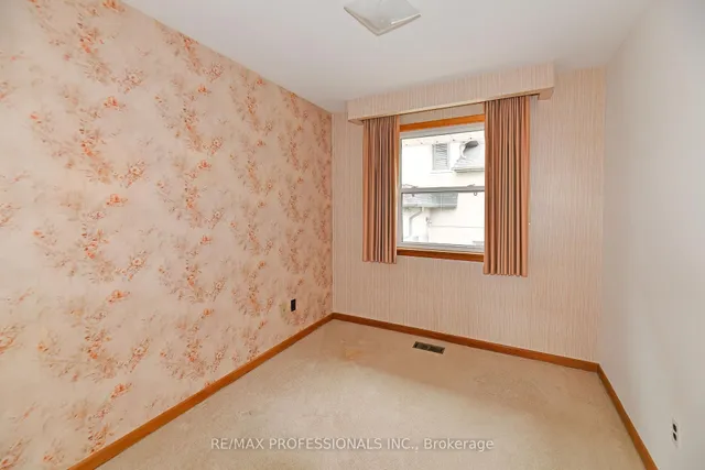 Additional property image - 40 Westmount Park Rd
