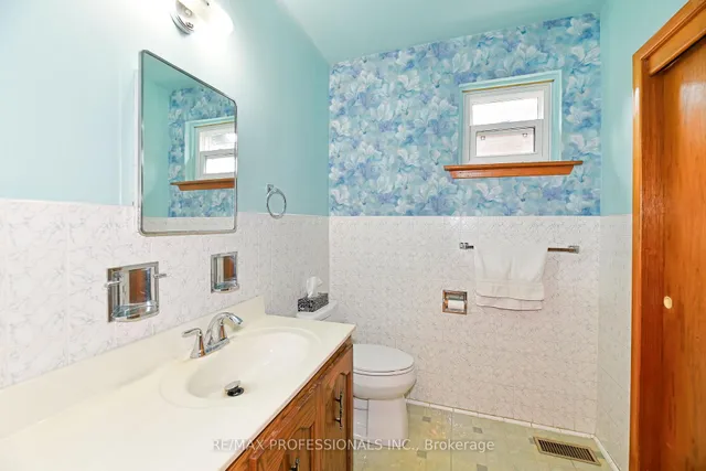 Additional property image - 40 Westmount Park Rd