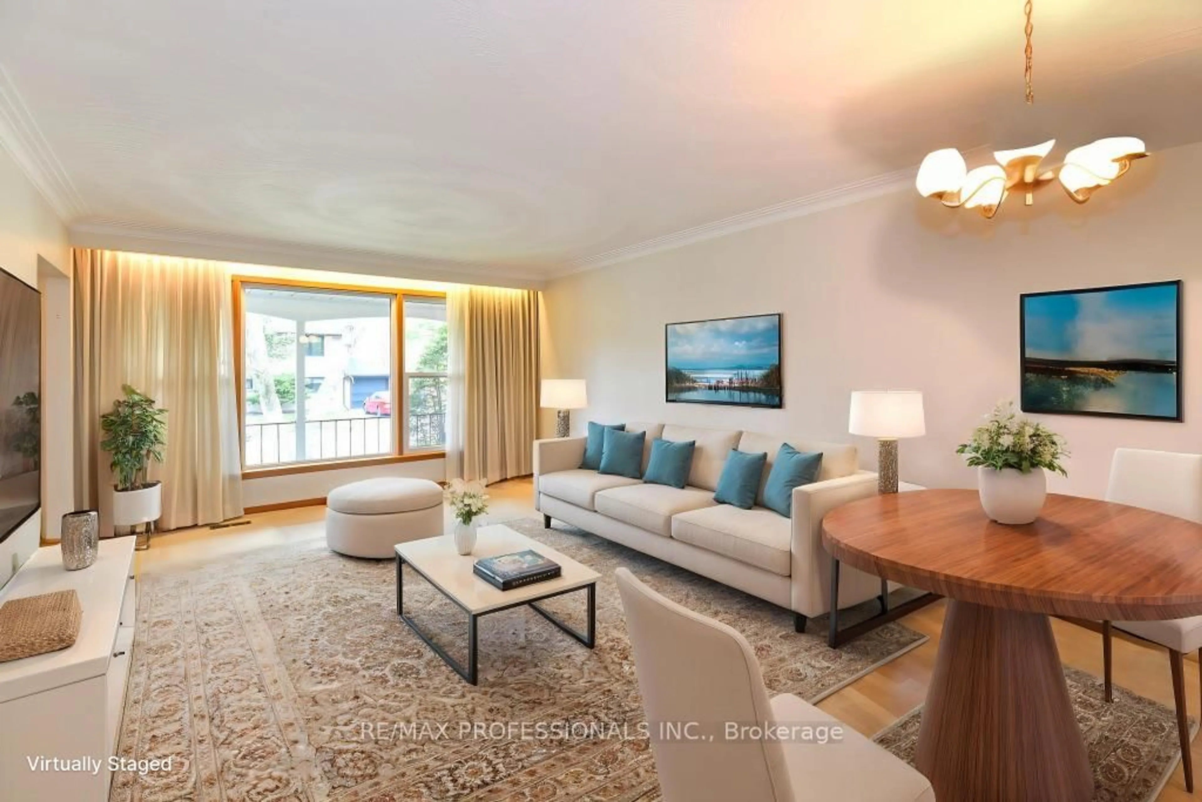 Living room with furniture, unknown for 40 Westmount Park Rd, Toronto Ontario M9P 1R6