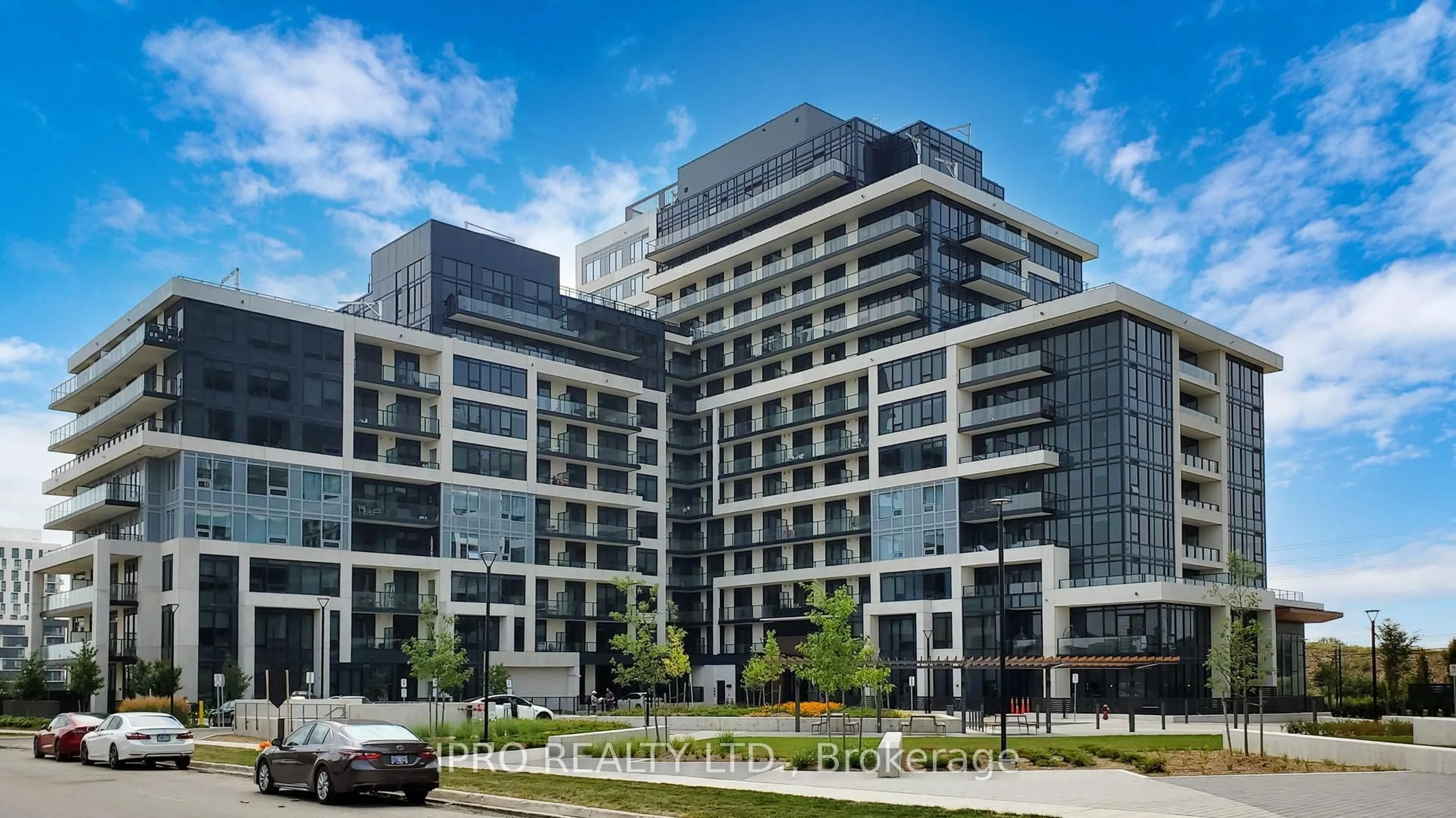 Indoor foyer for 3200 William Coltson Ave #405, Oakville Ontario L6H 7C2