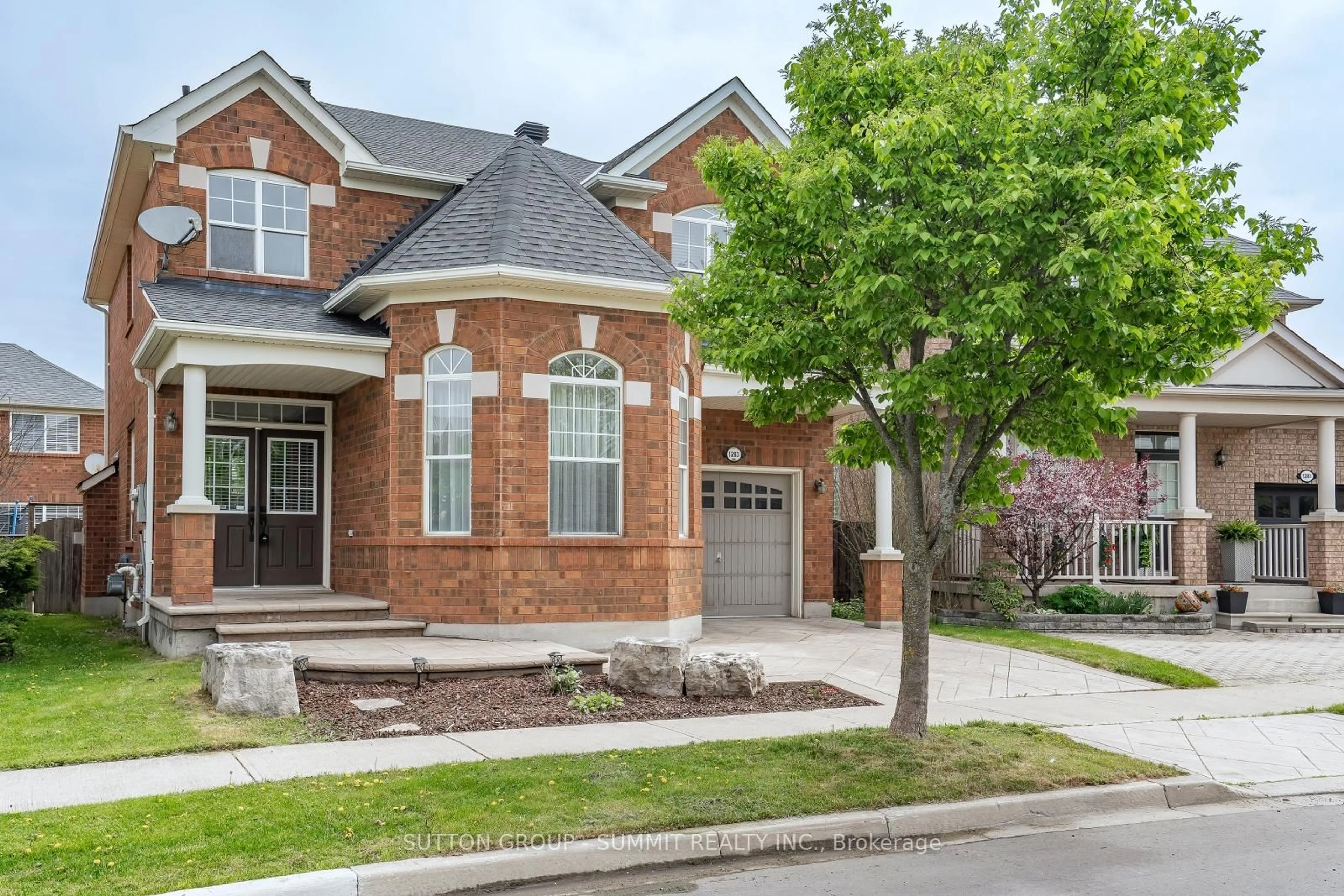 Home with brick exterior material, street for 1283 Robson Cres, Milton Ontario L9T 6N5