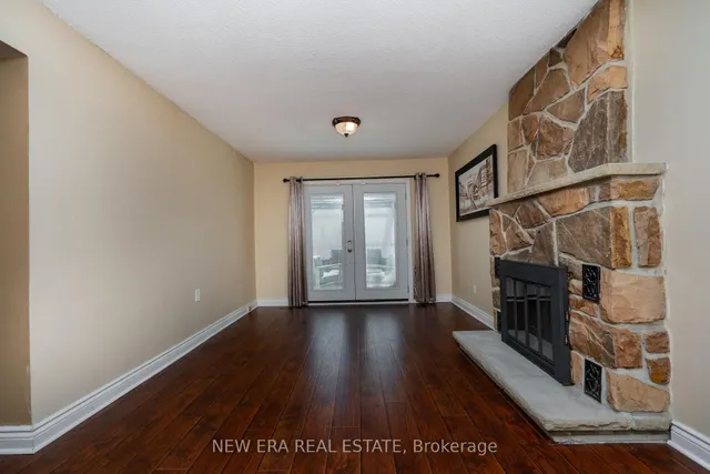 Additional property image - 674 Laurier Ave